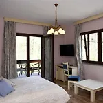 Restaurant Dreri 호텔 티라나