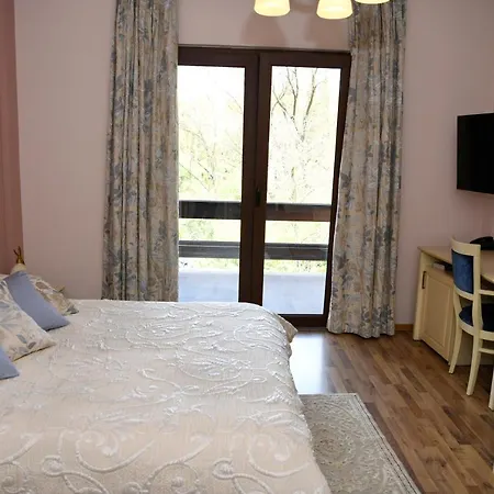 Restaurant Dreri מלון