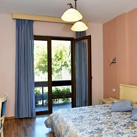 Hotell Restaurant Dreri 4*