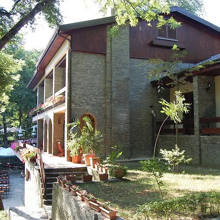 Restaurant Dreri 4* טיראנה