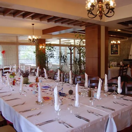 Szálloda Restaurant Dreri 4*